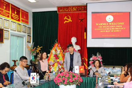 Đoàn cán bộ lãnh đạo 4 trường đại học tỉnh Gyeongsanbuk-Do Hàn Quốc thăm và tư vấn du học tại trường CĐ Kinh tế-Tài chính Thái Nguyên.